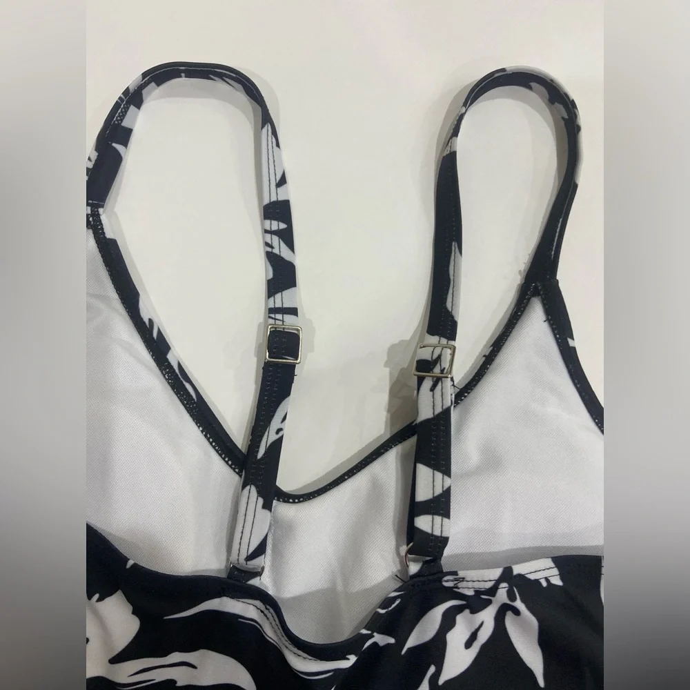 Woman’s Tankini Two-Piece Bathing Suit - Picture 6 of 9